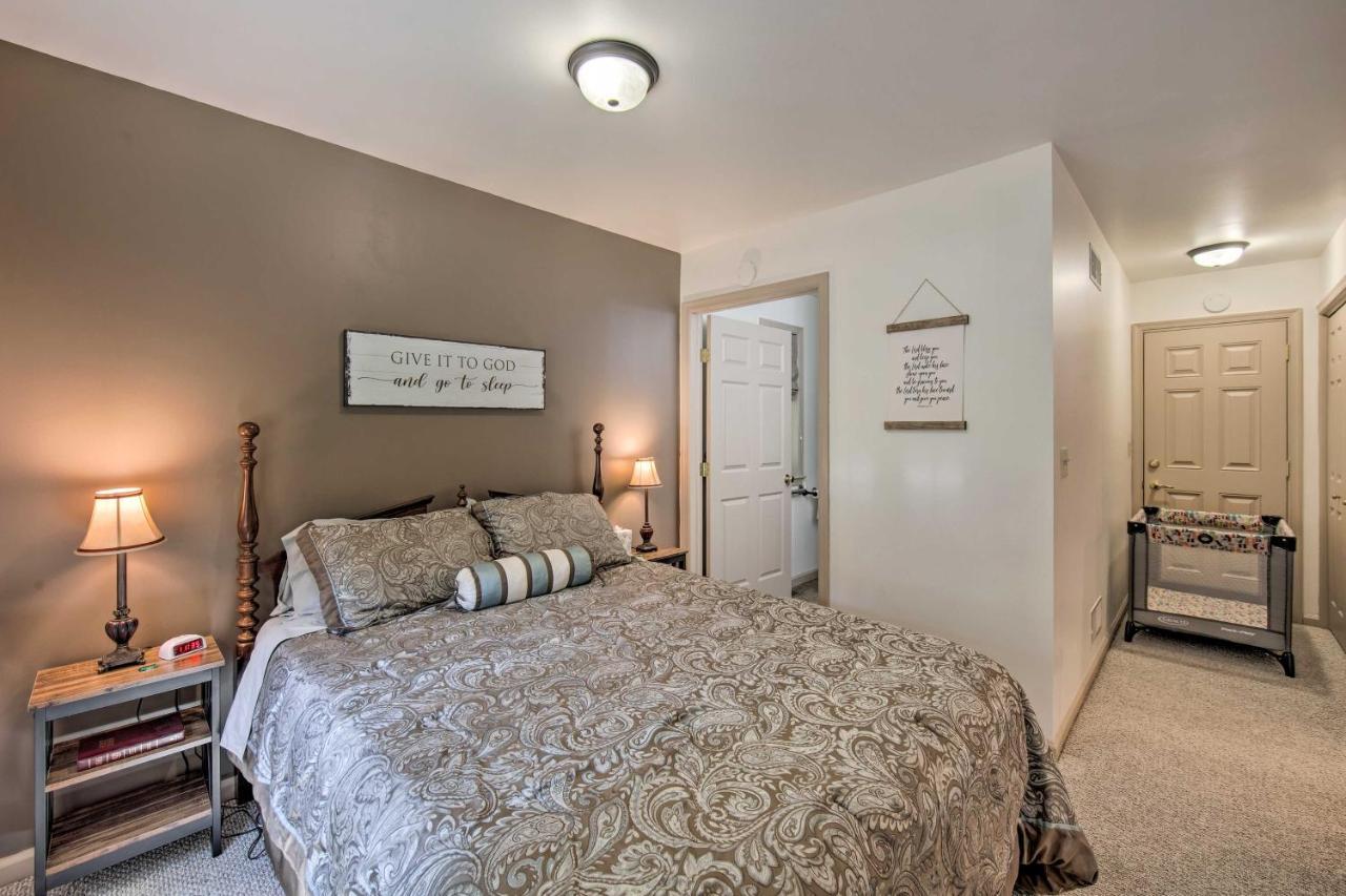 Cozy Garden Room In Welsh Mountain Suites! New Holland Bagian luar foto