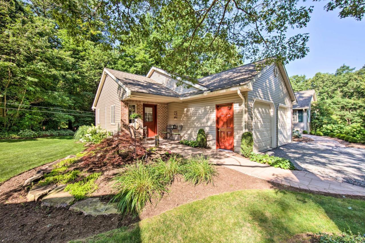 Cozy Garden Room In Welsh Mountain Suites! New Holland Bagian luar foto