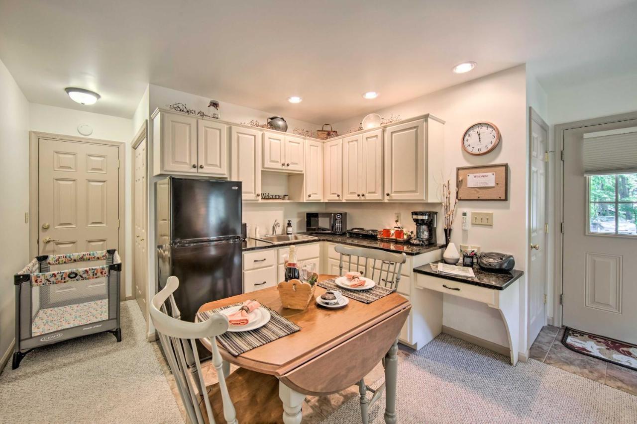 Cozy Garden Room In Welsh Mountain Suites! New Holland Bagian luar foto